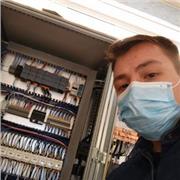 Cours personnalisés en automatisation, robotique et électromécanique avec passion